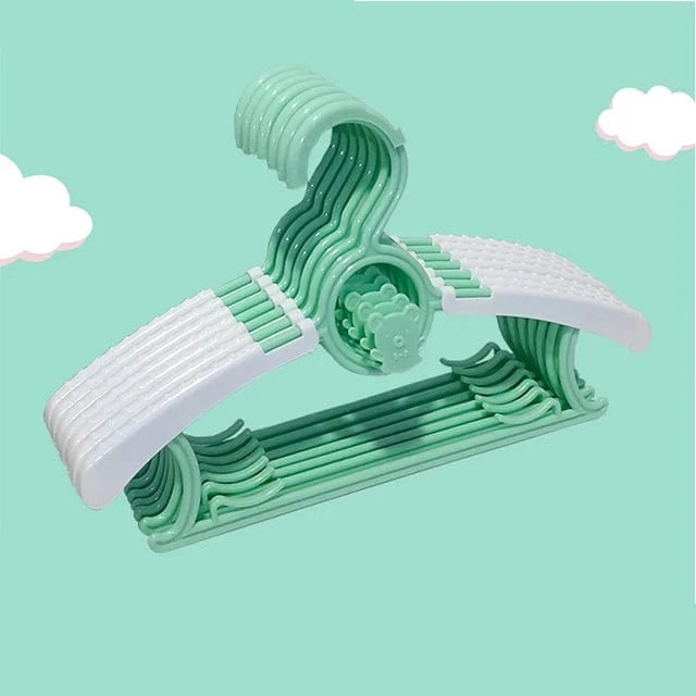 Cintre Enfant Évolutif – Ajustable selon l’âge | Cintrélia Vert / Lot de 5