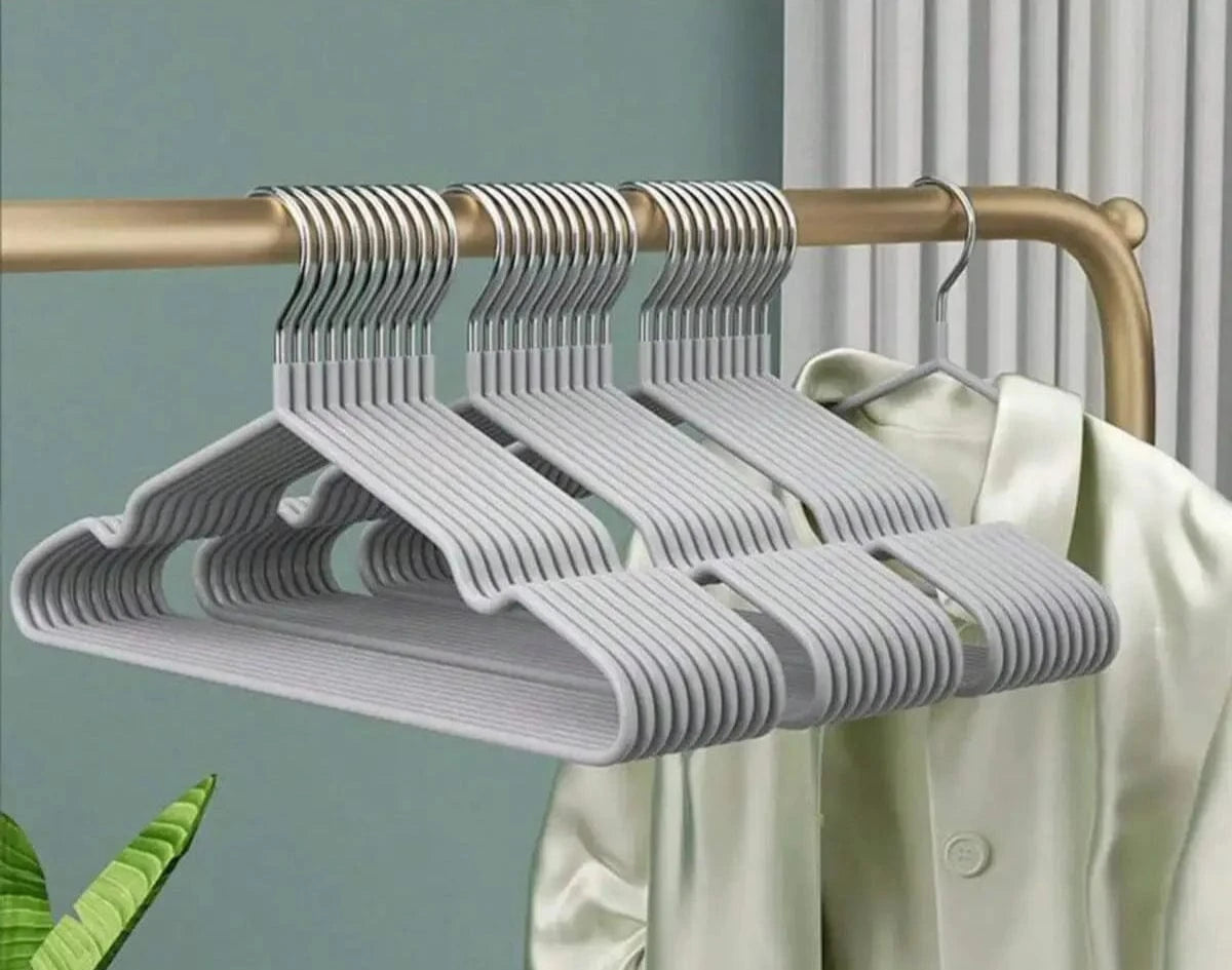 Lot de Cintres Métal Épais Antidérapants | Cintrélia Lot de 10 / Gris