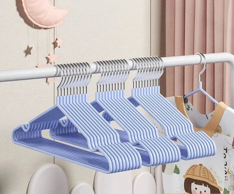 Cintres Bébé Antiglisse – Lot de 10 | Cintrélia