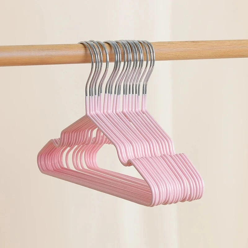 Cintres Bébé Antiglisse – Lot de 10 | Cintrélia Rose / Lot de 10