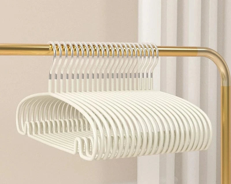 Cintres Design Antiglisse | Cintrélia Lot de 10 / Blanc