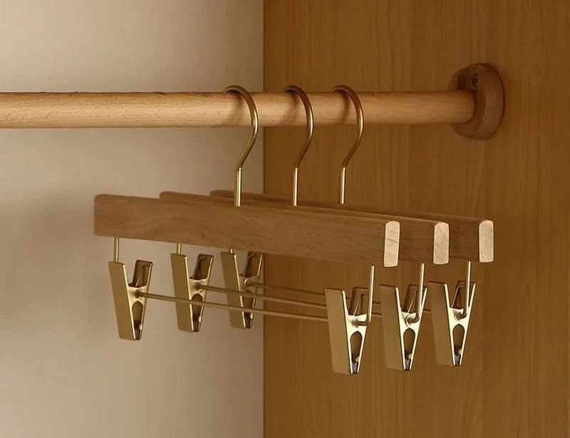 Cintres Pinces en Bois de Camphre – Lot de 2 | Cintrélia Bois / Lot de 2