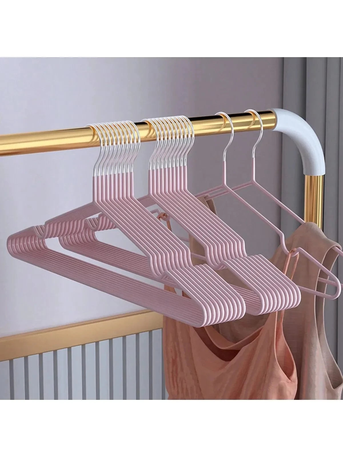 Lot de Cintres Métal Épais Antidérapants | Cintrélia Lot de 10 / Rose